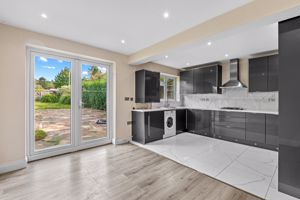 Photo 15- click for photo gallery